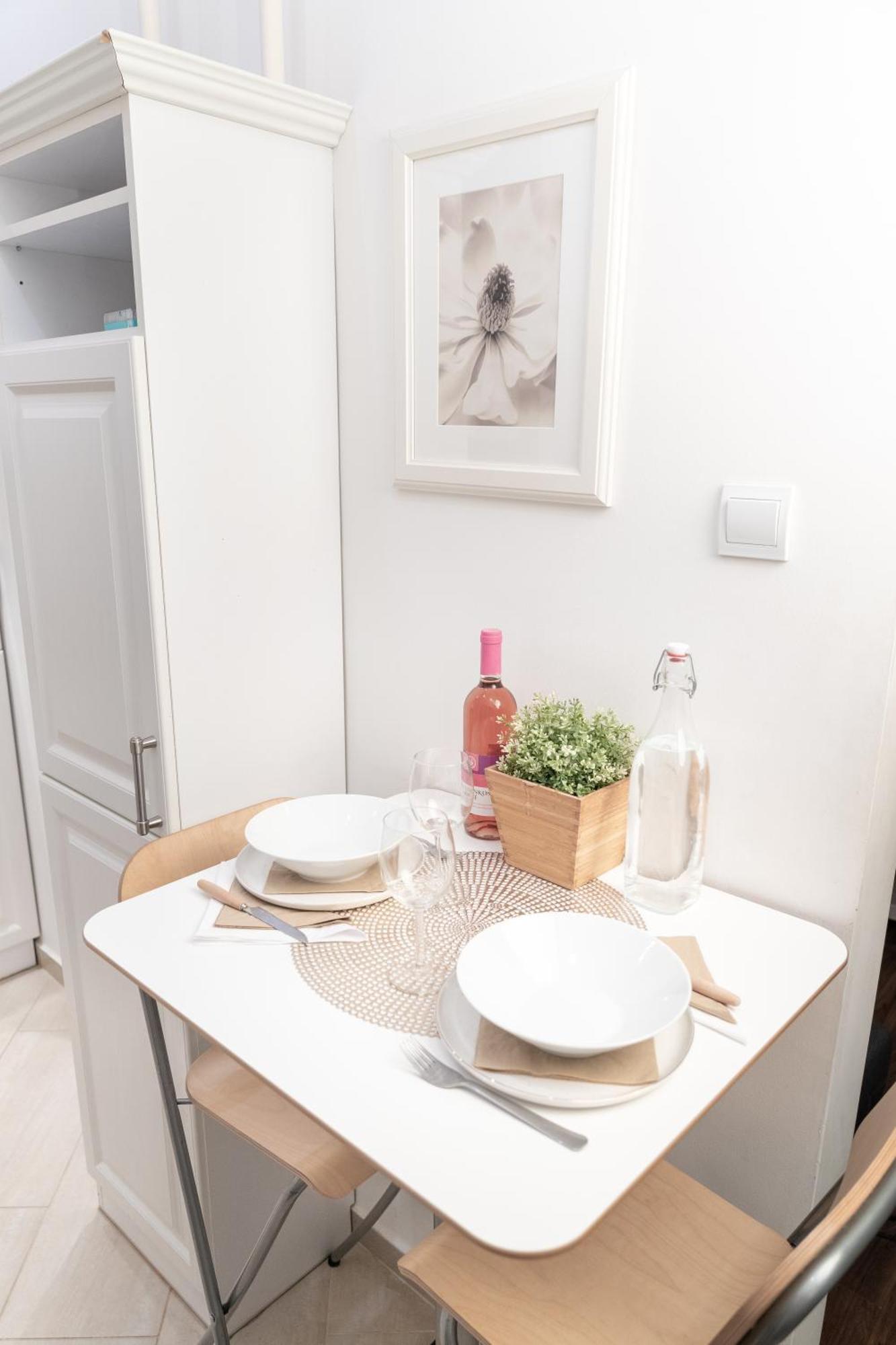 Bakats Square Premium Apartment With Ac Budapest Exterior photo